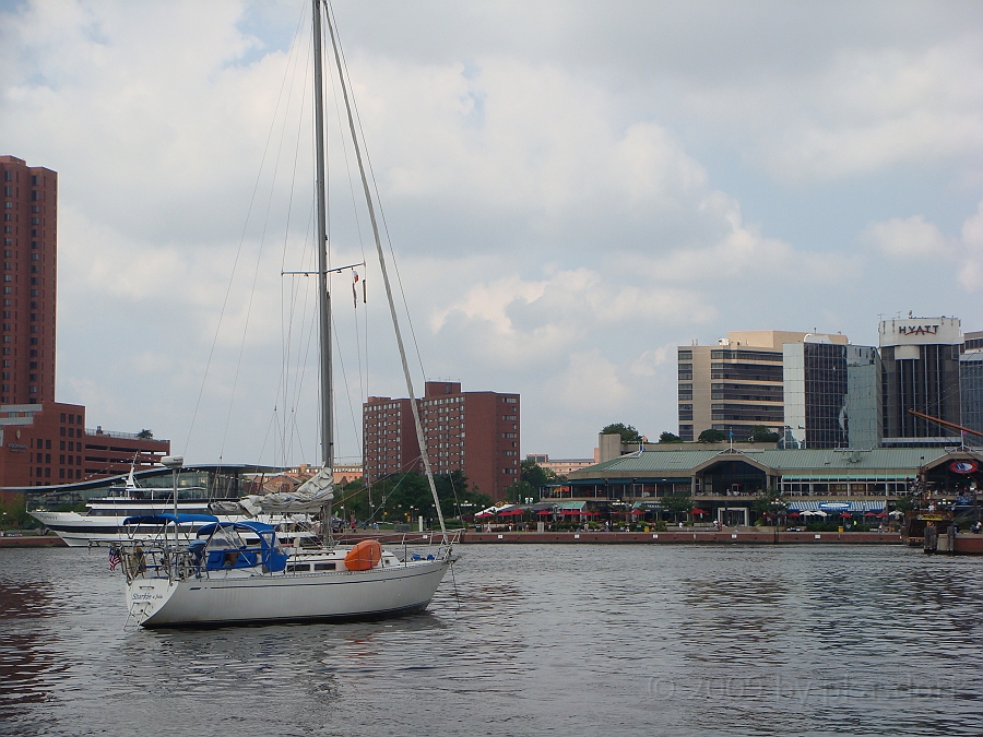 Baltimore [2009 July 02] 094.JPG - Scenes from Baltimore's Inner Harbor.